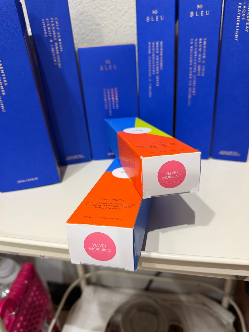 R+Co Velvet Morning Pink Hair Color